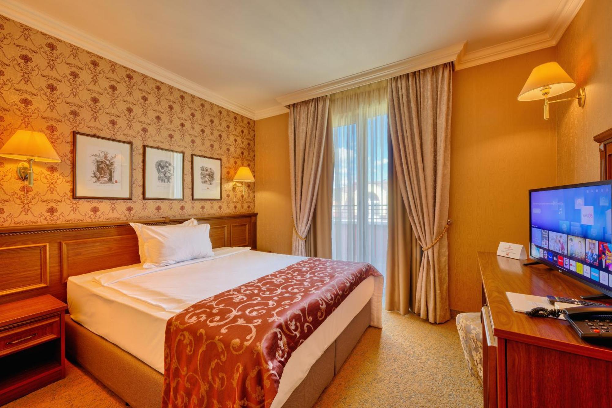 Hotel Club Central Hisarya Bagian luar foto