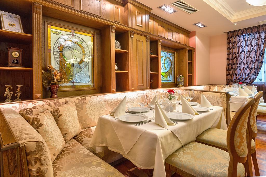 Hotel Club Central Hisarya Bagian luar foto