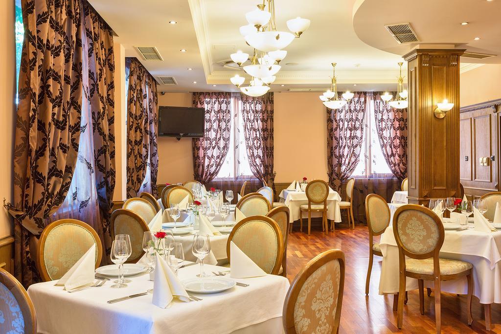 Hotel Club Central Hisarya Bagian luar foto