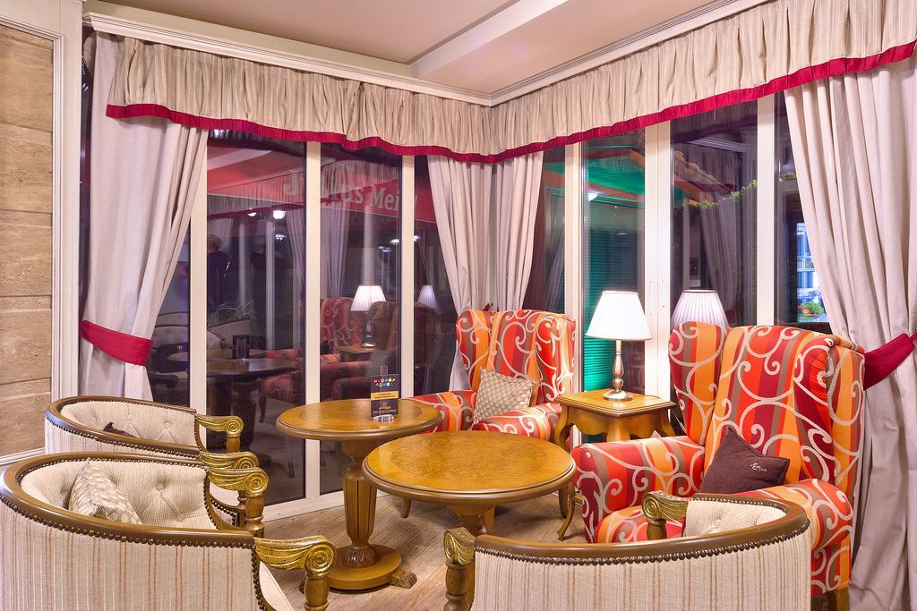 Hotel Club Central Hisarya Bagian luar foto