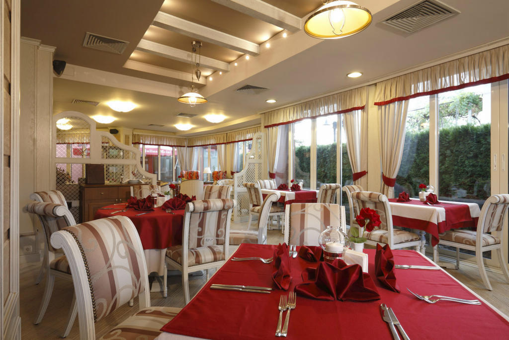 Hotel Club Central Hisarya Bagian luar foto